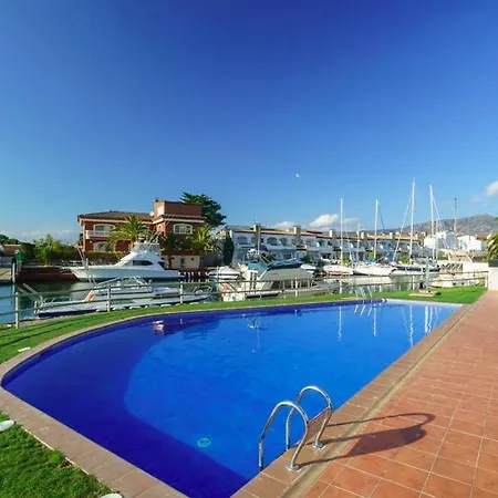 Les Marines Apartman Roses